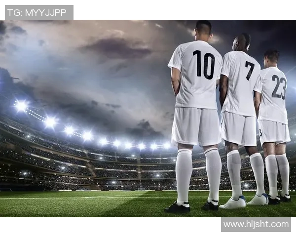 足球场上的传奇瞬间足球明星如何用脚步书写辉煌历史